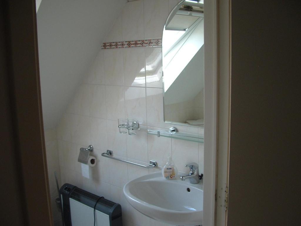 B&B Bij Lieve En Jos Hasselt Phòng bức ảnh