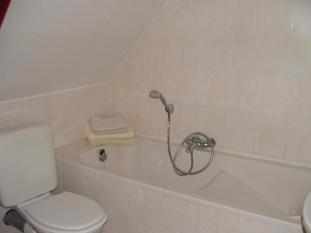 B&B Bij Lieve En Jos Hasselt Phòng bức ảnh