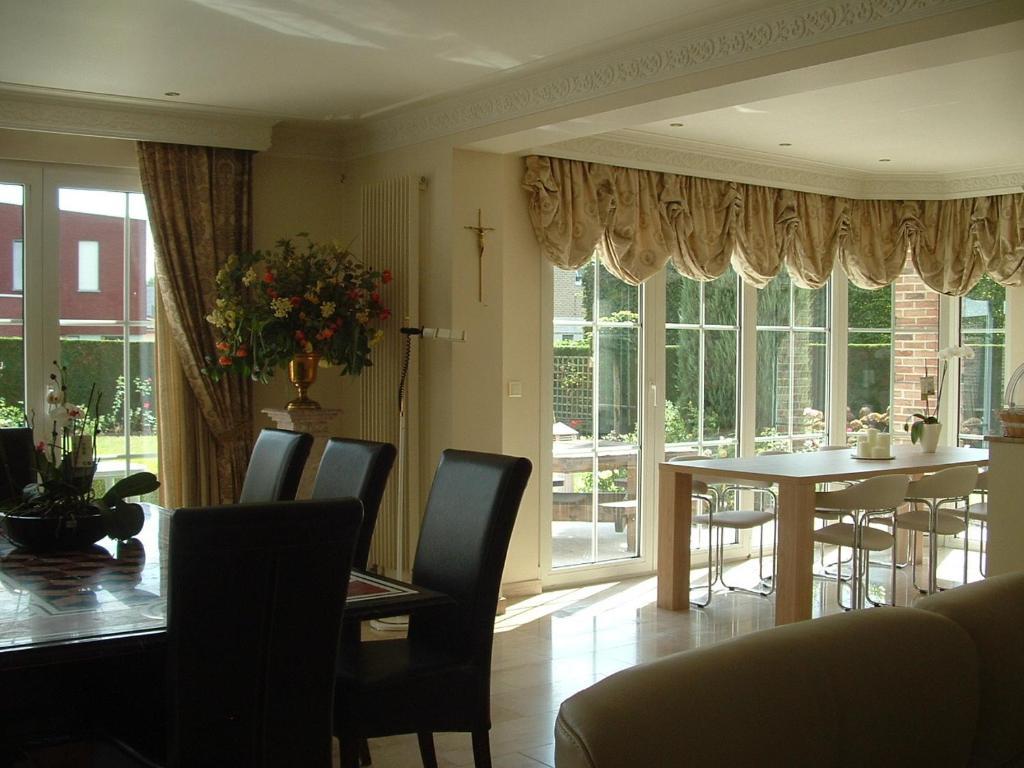 B&B Bij Lieve En Jos Hasselt Ngoại thất bức ảnh